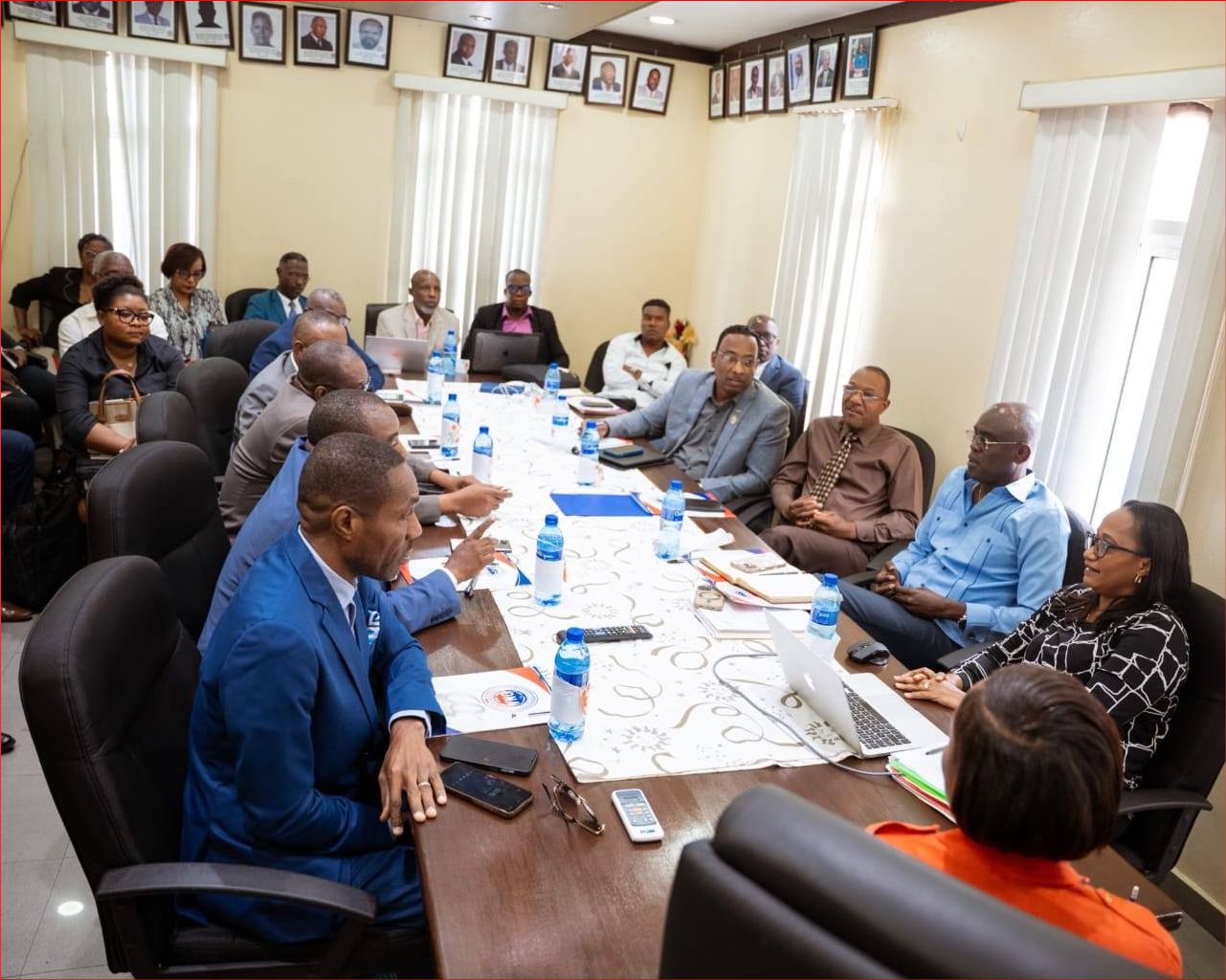 Importante réunion de la Directrice Générale Mme Lovely François avec l'ensemble des Directeurs Techniques